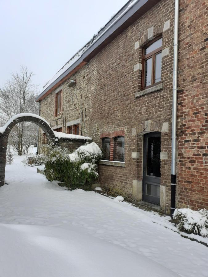 Le Repos Du Nomade B&B 7 Personnes Manhay Kültér fotó