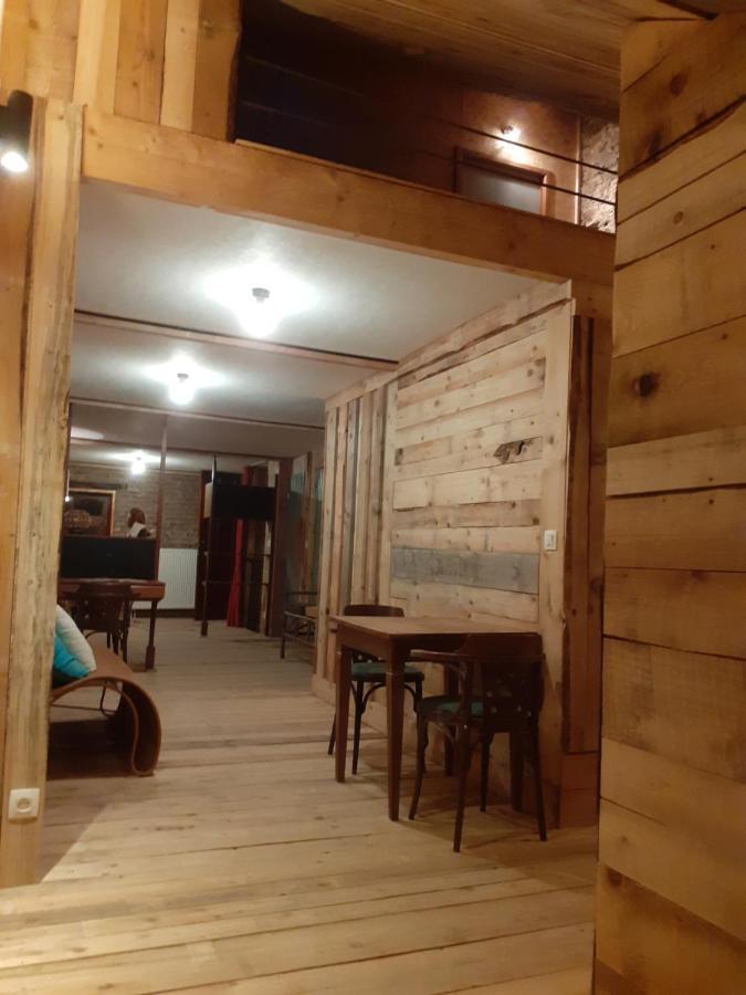 Le Repos Du Nomade B&B 7 Personnes Manhay Kültér fotó